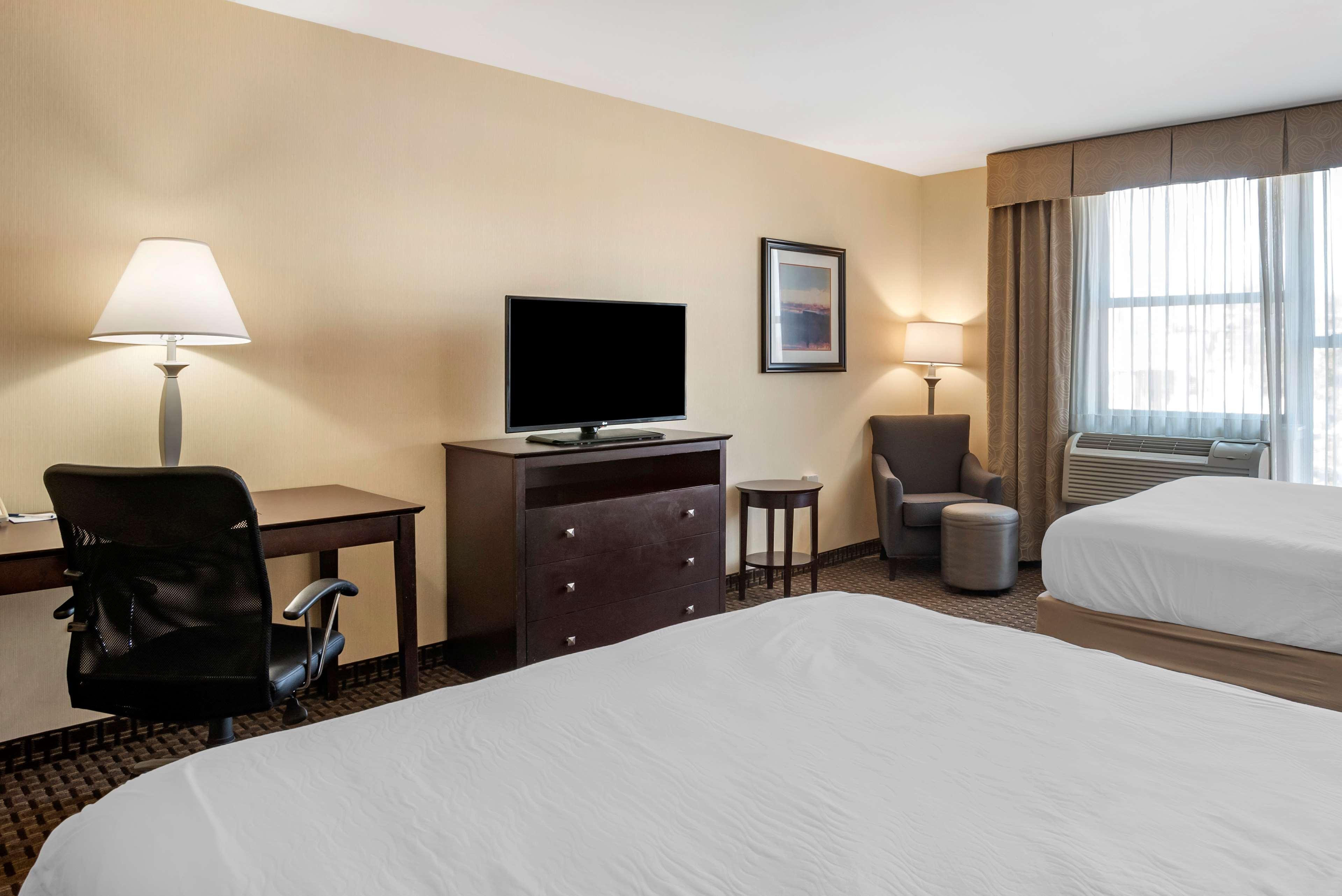 Best Western Plus Philadelphia Airport South - At Widener University Chester Exterior foto