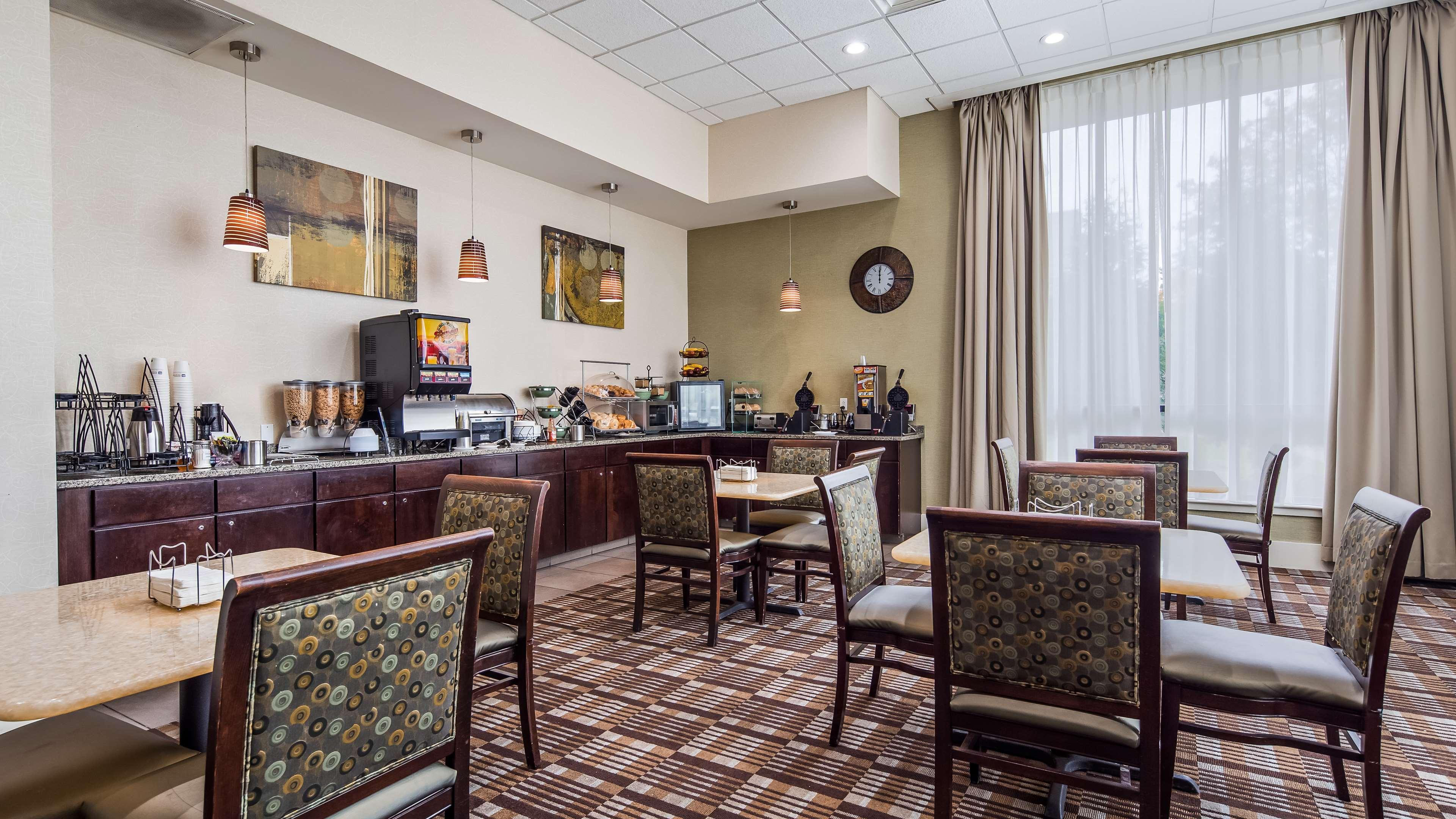 Best Western Plus Philadelphia Airport South - At Widener University Chester Exterior foto