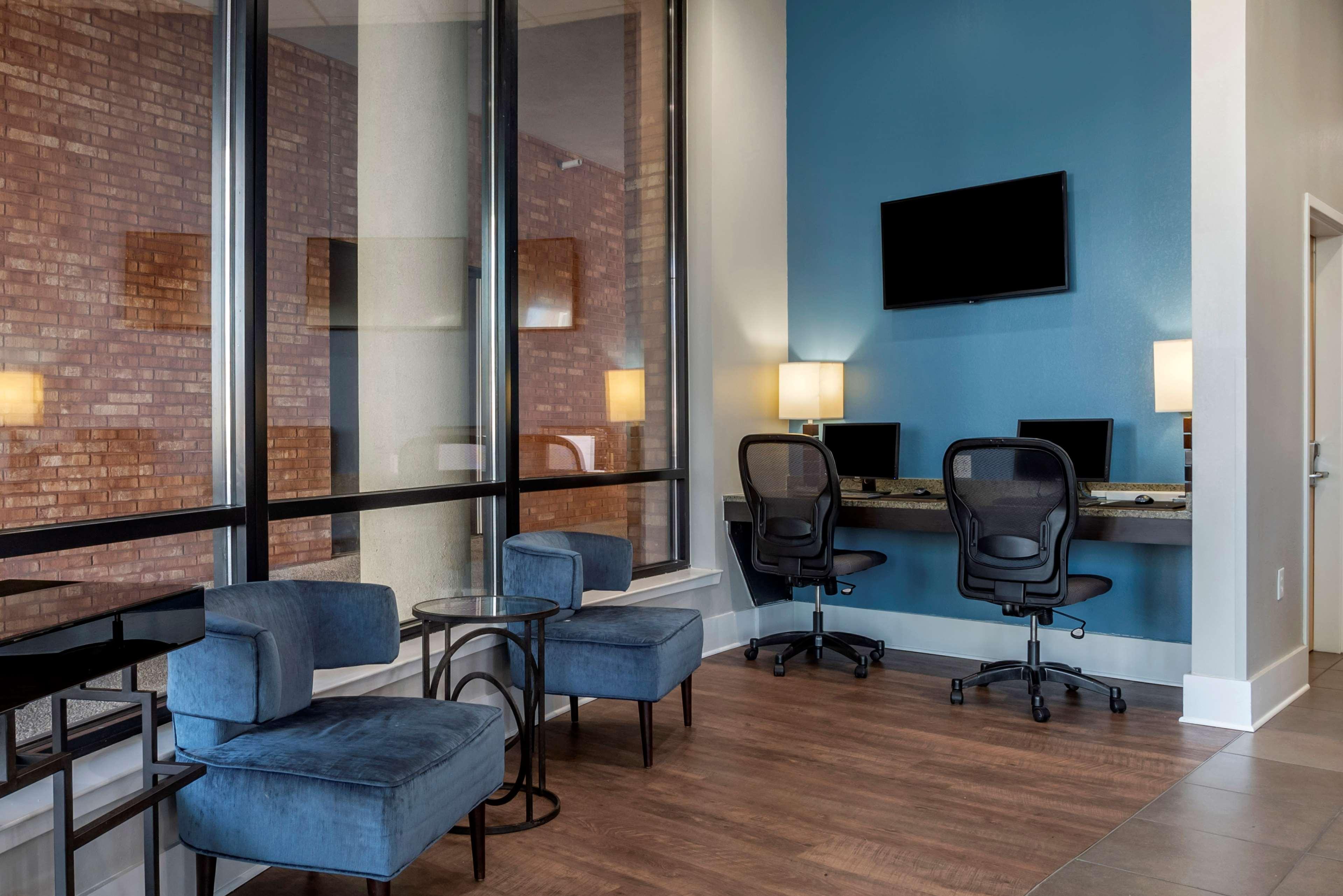 Best Western Plus Philadelphia Airport South - At Widener University Chester Exterior foto